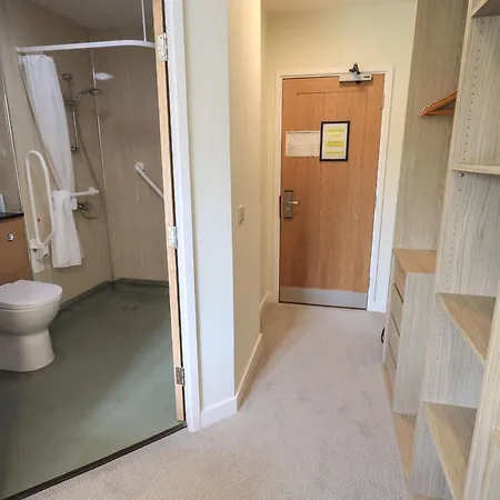 Jubilee First-floor Double Bedroom Nyaraló